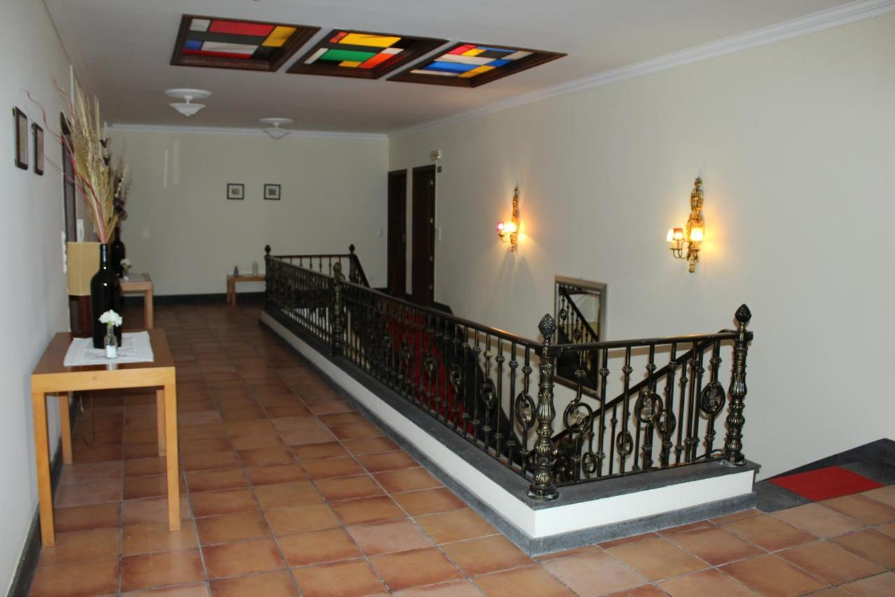 Bella Italia Populo Guest House ปอนตาเดลกาดา ภายนอก รูปภาพ