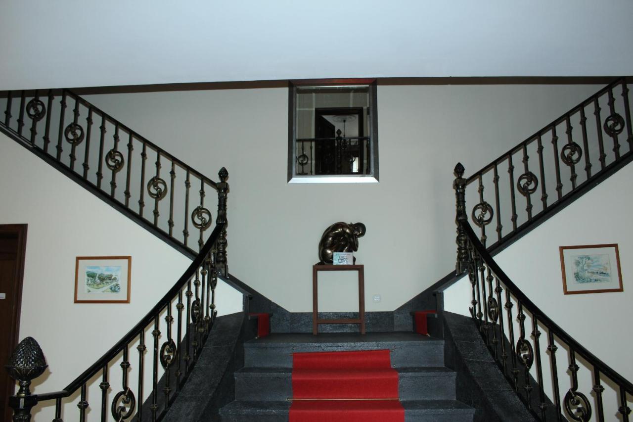 Bella Italia Populo Guest House ปอนตาเดลกาดา ภายนอก รูปภาพ