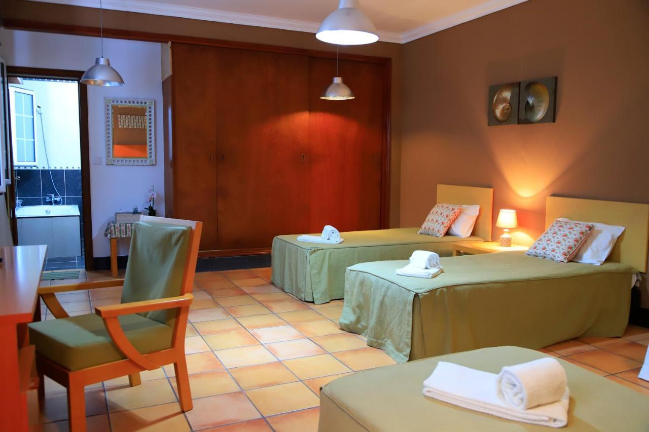Bella Italia Populo Guest House ปอนตาเดลกาดา ภายนอก รูปภาพ