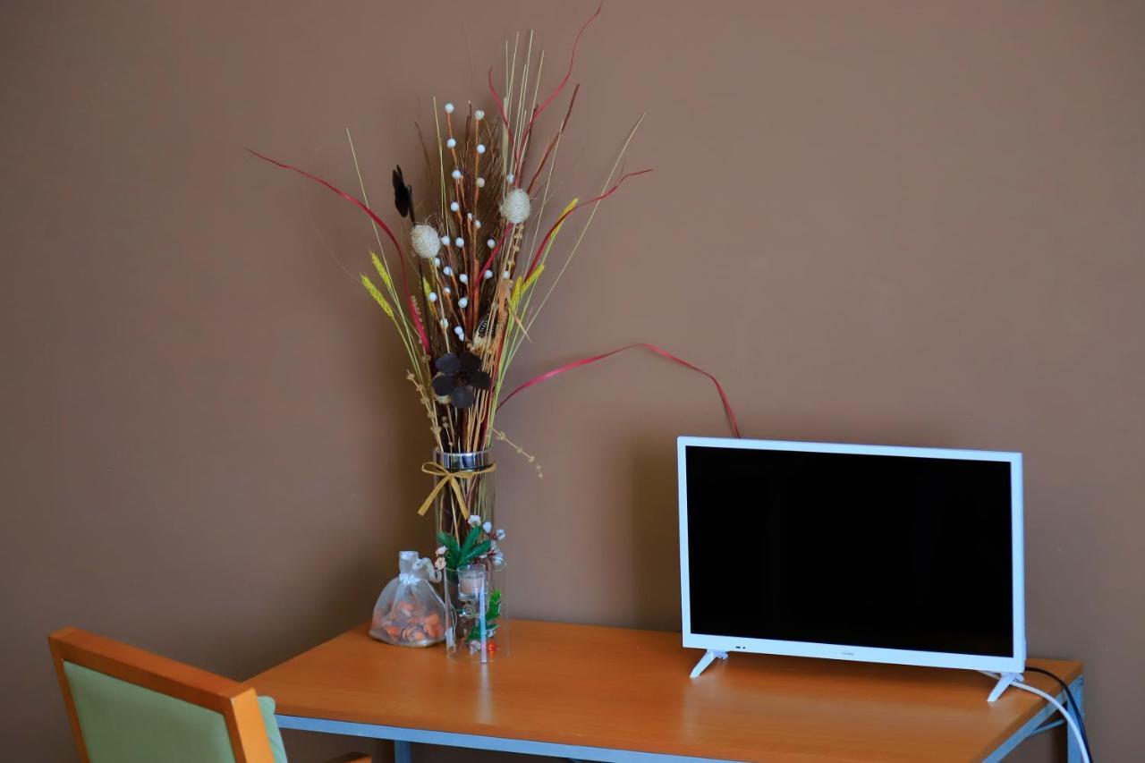 Bella Italia Populo Guest House ปอนตาเดลกาดา ภายนอก รูปภาพ