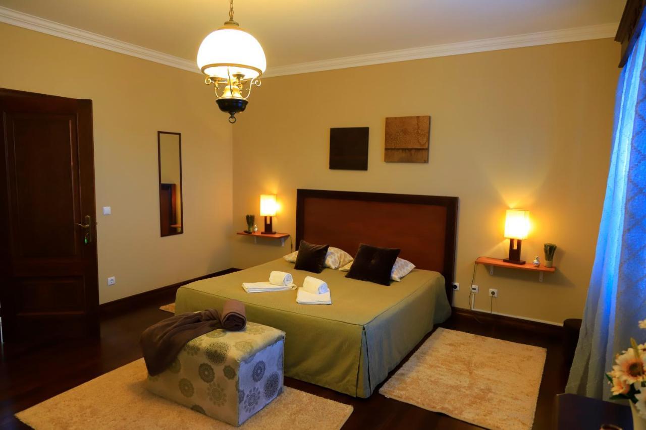Bella Italia Populo Guest House ปอนตาเดลกาดา ภายนอก รูปภาพ