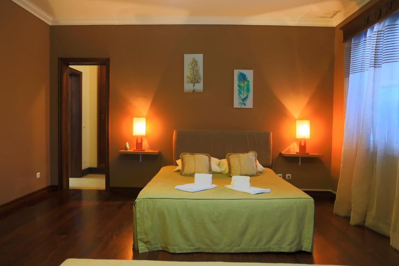 Bella Italia Populo Guest House ปอนตาเดลกาดา ภายนอก รูปภาพ