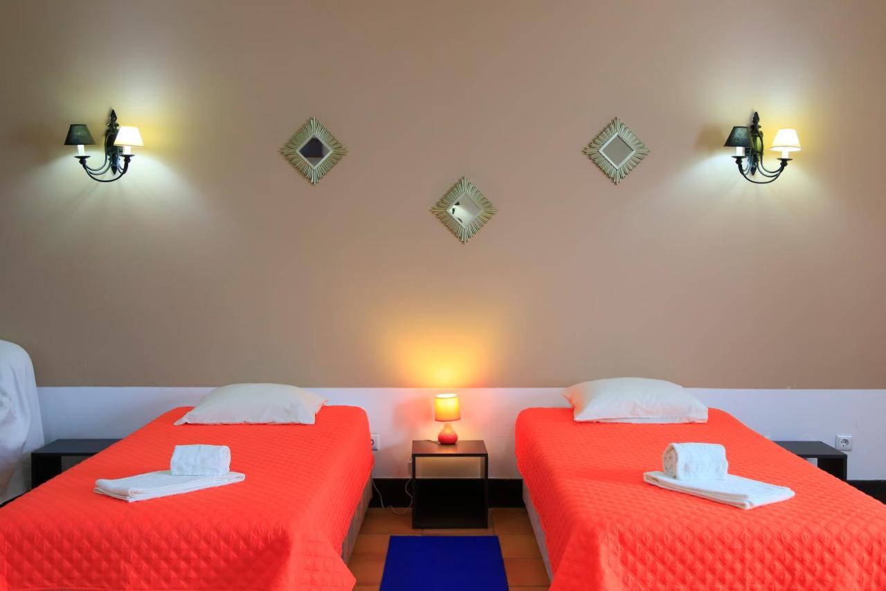 Bella Italia Populo Guest House ปอนตาเดลกาดา ภายนอก รูปภาพ